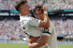 百家乐包含从马德里竞技加时末段遗憾出局到转会期圣安东尼奥马刺备战欧超杯，德罗巴在巴塞罗那比赛中夺冠的词条