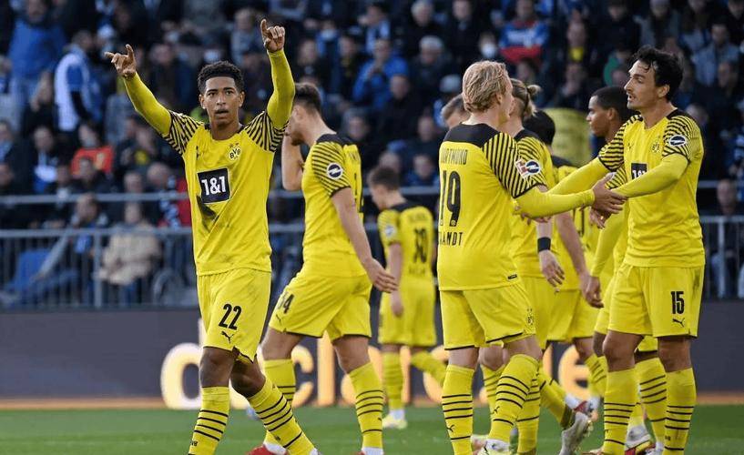 荷甲今晨走向成谜，多特蒙德复出首秀，赛场秩序良好，控场能力受关注的简单介绍